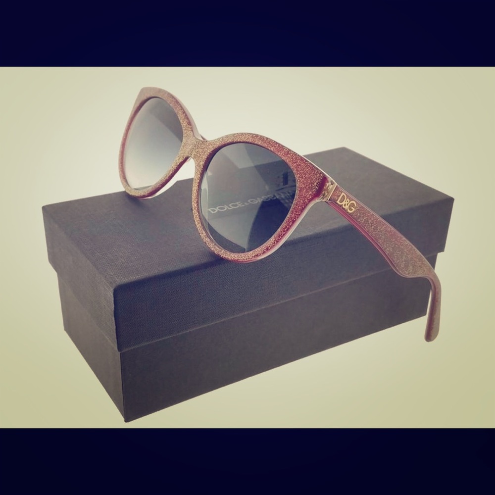 New Stunning D&G sunglasses in glitter Bordeaux